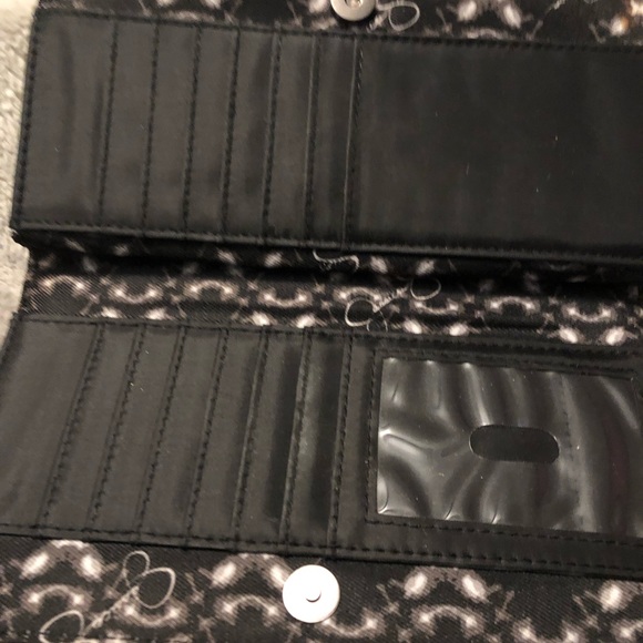 Jessica Simpson Pink Wallet - Picture 2 of 6